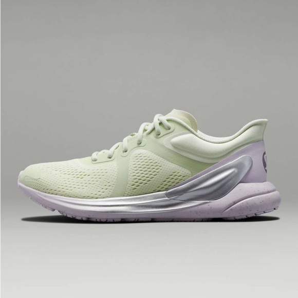 Lululemon | Blissful Run Runners - Picture 13 of 14